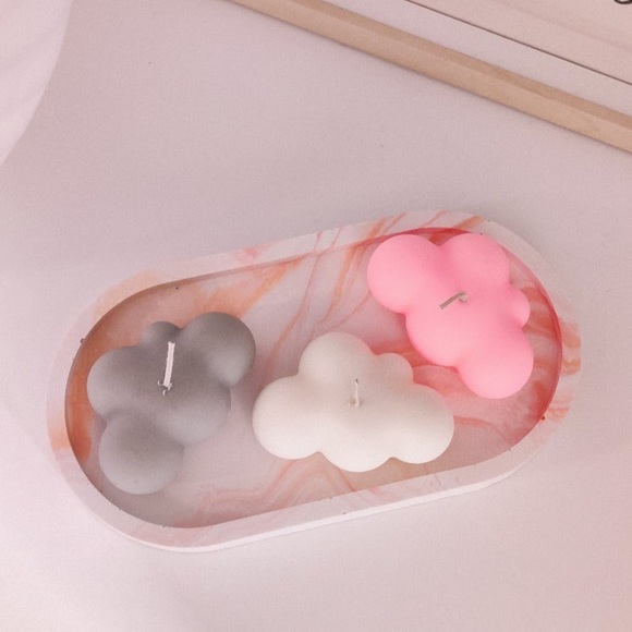 Little Cloud Homemade Candle - Picture 2 of 3